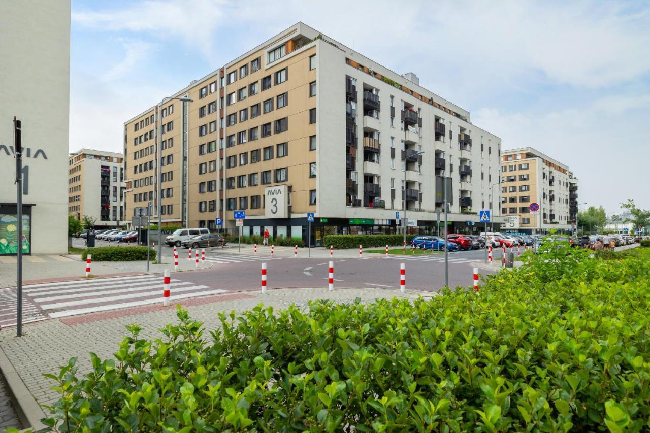 Osiedle Avia Family Apartment In Krakow With Balcony By Noclegi Renters Bagian luar foto